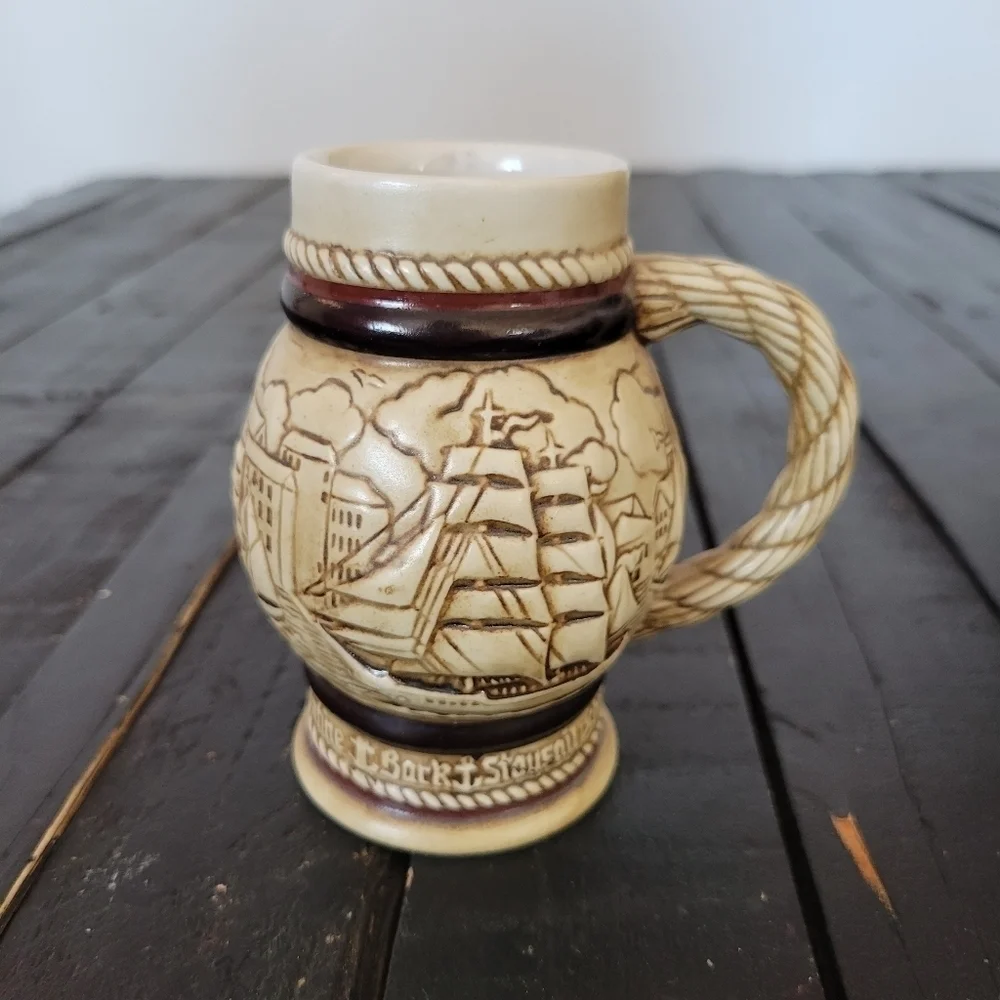 Avon Vintage Jar 1982 Made in Brazil Sail Boats Sailboat Glazed Tan Brown Cream